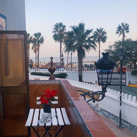 Hostal Guadalupe Τορρεμολίνος Εξωτερικό φωτογραφία