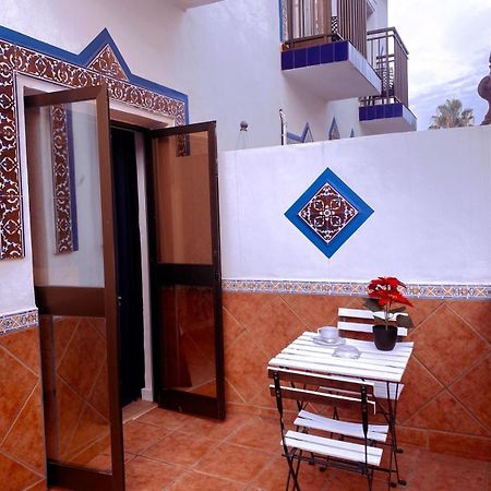 Hostal Guadalupe Τορρεμολίνος Εξωτερικό φωτογραφία