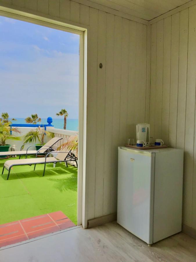 Hostal Guadalupe Τορρεμολίνος Εξωτερικό φωτογραφία