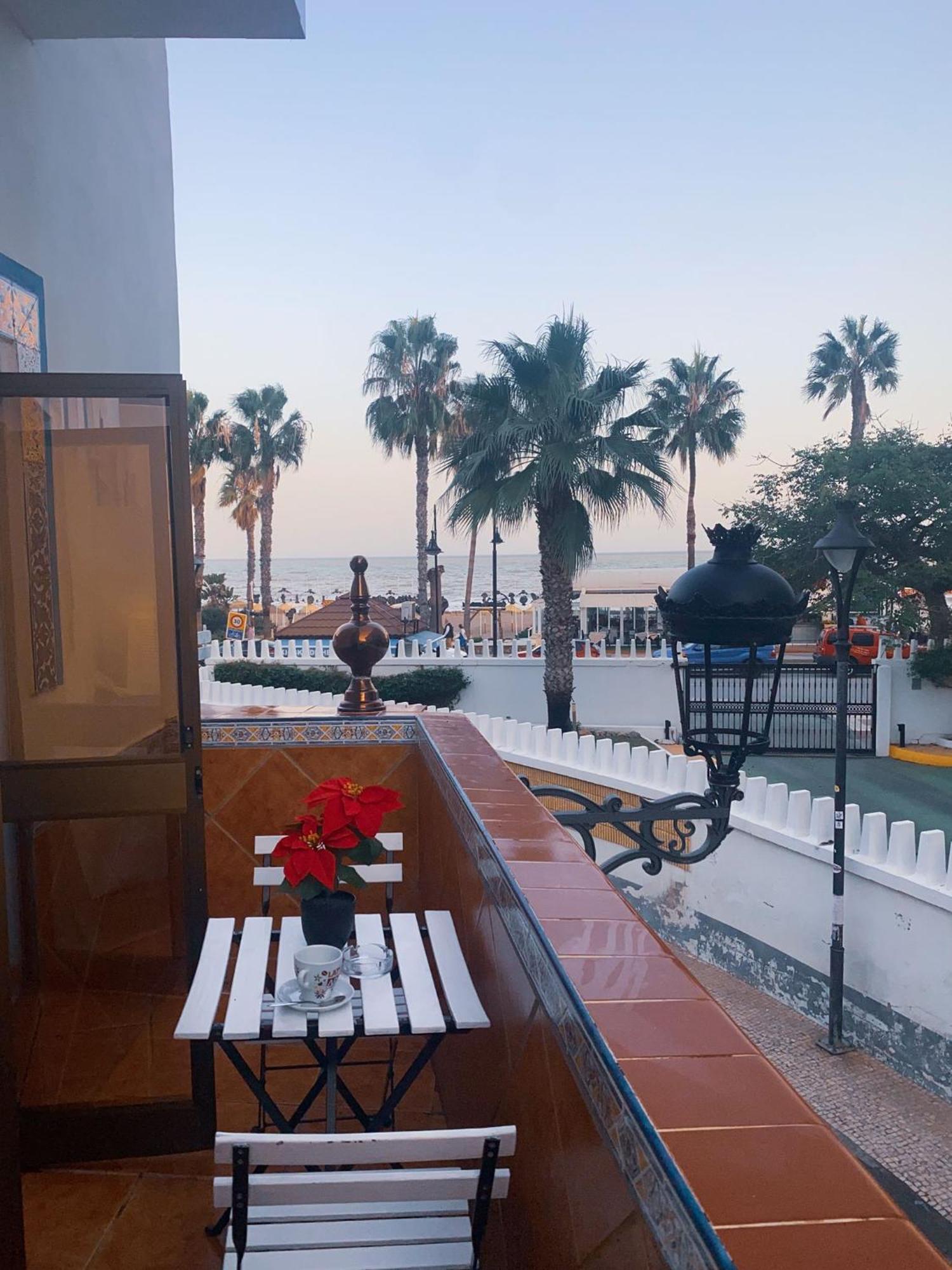 Hostal Guadalupe Τορρεμολίνος Εξωτερικό φωτογραφία