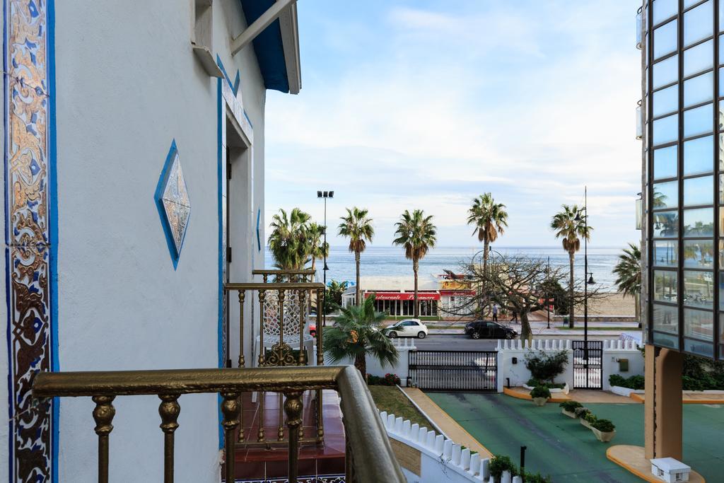 Hostal Guadalupe Τορρεμολίνος Εξωτερικό φωτογραφία